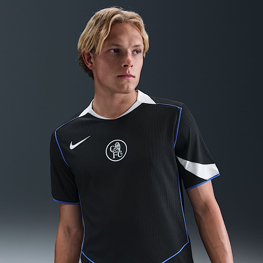 Chelsea F.C. 2026/27 Match Home Men's Nike Aero-FIT Football